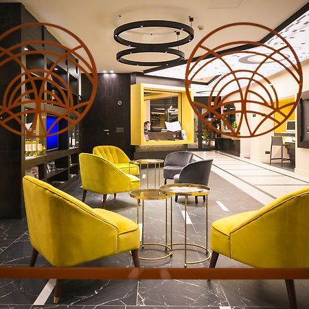 Best Western Hotel Journel サン・ローラン・デュ・ヴァール エクステリア 写真