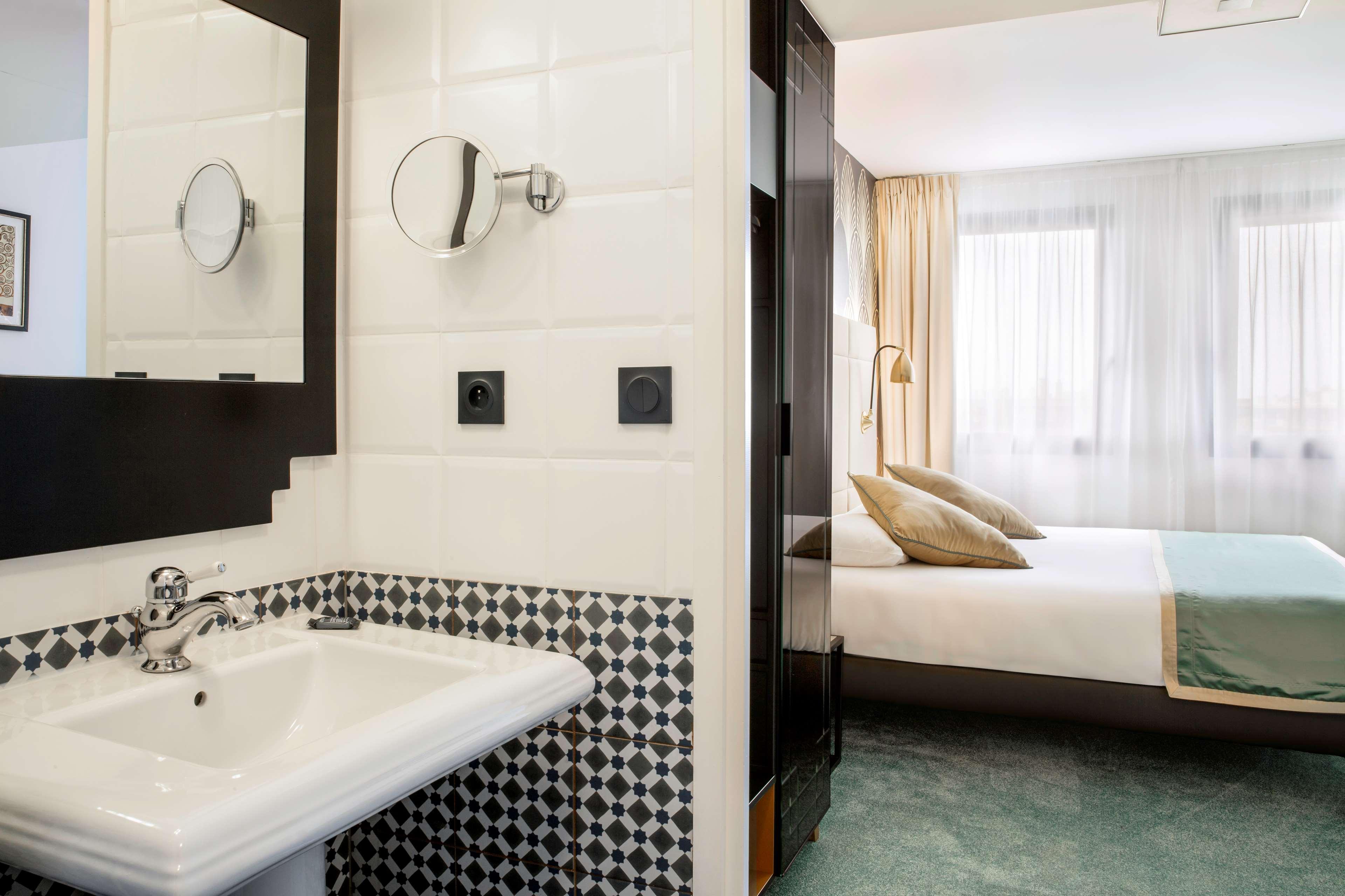 Best Western Hotel Journel サン・ローラン・デュ・ヴァール エクステリア 写真