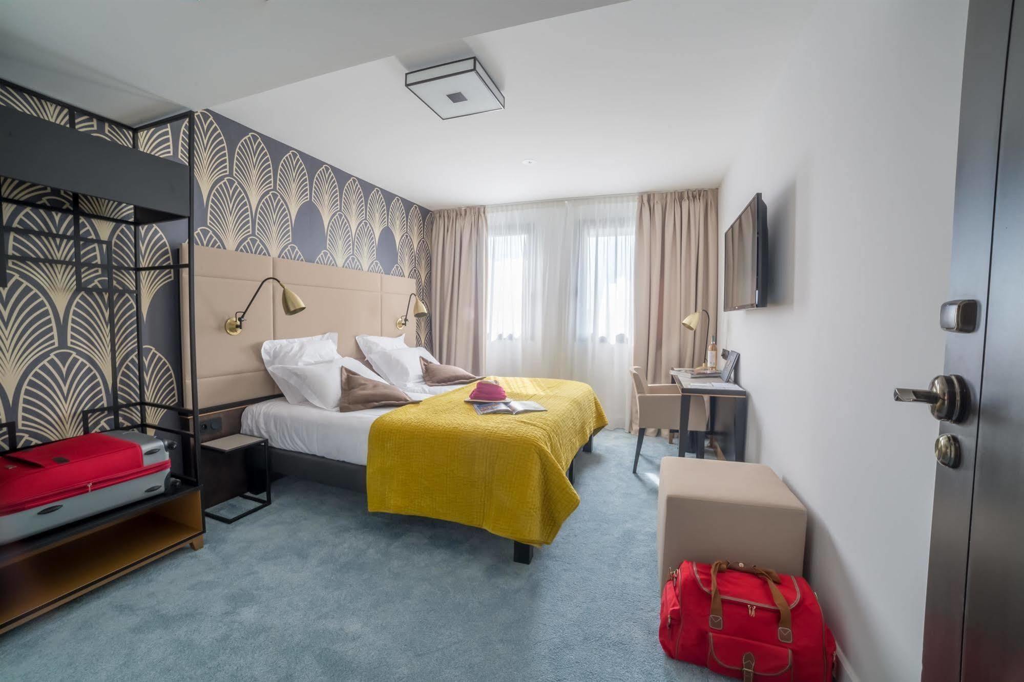 Best Western Hotel Journel サン・ローラン・デュ・ヴァール エクステリア 写真